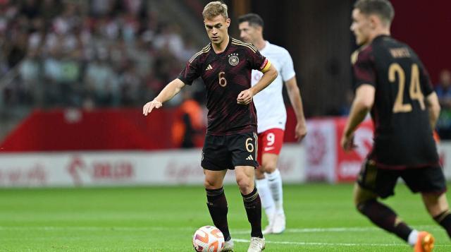 九游体育官网-用新人新阵踢出老味道，弗利克的试验没有人看得懂