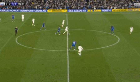 1652308769753092705.gif 九游体育-【英超】芒特传射科瓦契奇伤退 切尔西胜10人利兹联