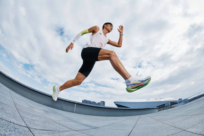 九游体育-3年4破，“205”已至，中国马拉松如何更进一步？|特步|丰配友|国家纪录|何杰|洛杉矶奥运会_新浪体育_新浪新闻